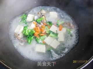 西兰花豆腐汤的做法步骤：6