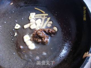 酱香油菜香菇的做法步骤：3