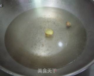 粤菜----清蒸鲩鱼的做法步骤：3