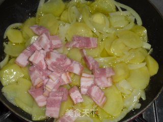 西班牙土豆饼的做法步骤：7