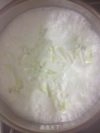 白菜奶油浓汤（低脂肪奶油浓汤系列之一）【传统的浓汤】新鲜尝的做法步骤：14