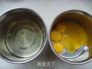添加调味酒的经典蛋糕---长崎蛋糕的做法步骤：2