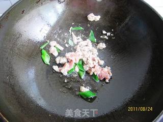 油菜肉丝面的做法步骤：3