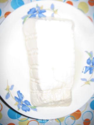 皮蛋豆腐的做法步骤：1