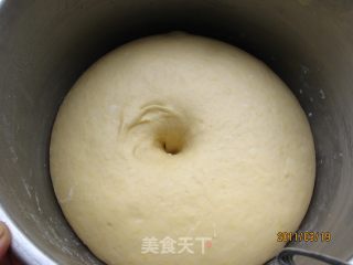 南瓜火腿面包卷的做法步骤：2
