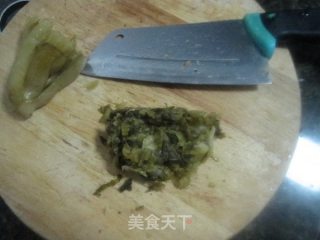 土豆酸菜焖饭的做法步骤：4