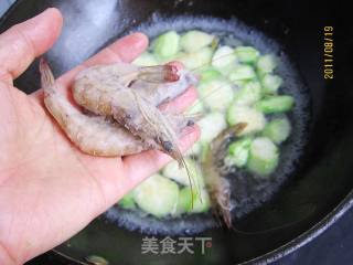 紫菜丝瓜汤的做法步骤：3
