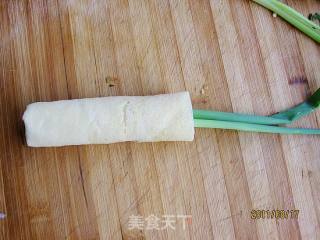虾皮煎饼卷的做法步骤：7