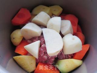 沙吾尔焖肉—新疆味道的做法步骤：9