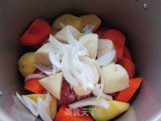 沙吾尔焖肉—新疆味道的做法步骤：10