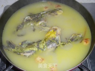 汪刺鱼竹荪火锅的做法步骤：5
