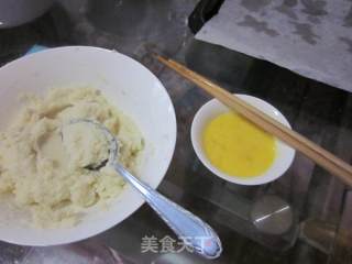 土豆泥梅花糕的做法步骤：8