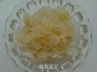 银耳豆浆木瓜饮的做法步骤：6