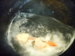 [明虾配青芥甜辣酱】在家做西餐的做法步骤：5