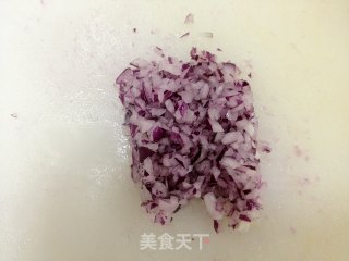 火龙果金枪鱼塔塔的做法步骤：4