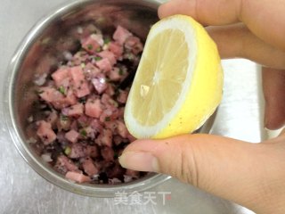 火龙果金枪鱼塔塔的做法步骤：8