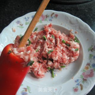 彩椒酿肉的做法步骤：2