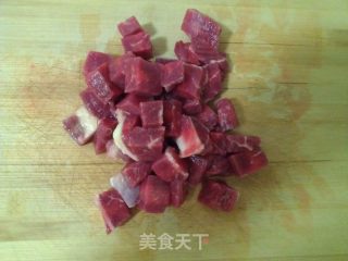 私家老坛酸菜牛肉面的做法步骤：2