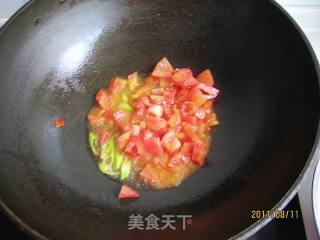 西红柿鲜虾疙瘩汤的做法步骤：2