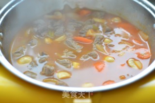 中西合璧的火锅吃法---香草红酒牛肉火锅的做法步骤：11