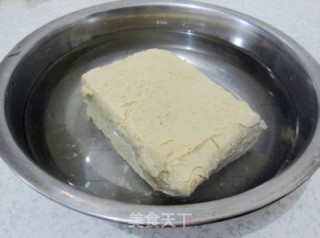 红烧肉炖冻豆腐的做法步骤：4