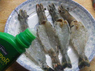 薯泥芝士焗对虾的做法步骤：7