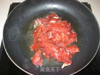 葱爆牛肉的做法步骤：4