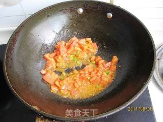 西红柿浓汤面的做法步骤：1