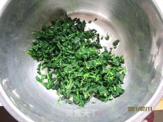 玉米芹菜叶烙饼的做法步骤：2
