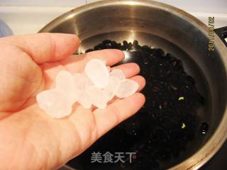蜜汁黑豆的做法步骤：2