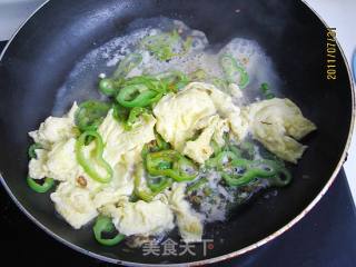 尖椒炒蛋的做法步骤：7