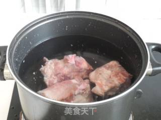 肉滑奶汤火锅的做法步骤：2