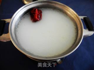 肉滑奶汤火锅的做法步骤：6