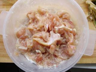韭苔鸡丝的做法步骤：2