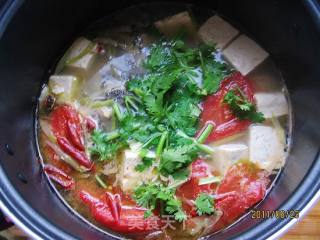 茄豆腐黑鱼头的做法步骤：7