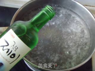 鲜美滋味缕缕萦绕---海鲜火锅的做法步骤：4