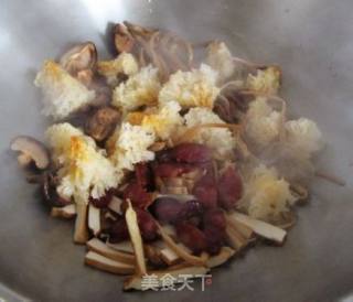 家常小炒 --- 群菌乱舞的做法步骤：6