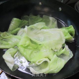 油煎包菜卷的做法步骤：4