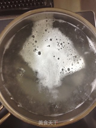 蕃茄酱意式黑珍珠面（蕃茄酱系列之一）【传统的意式面】新鲜尝的做法步骤：15