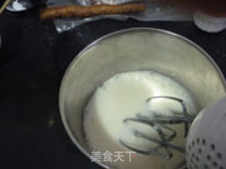 方块戚风的做法步骤：8