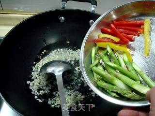 意大利面食“冷腌虾蒜香意大利面”的做法步骤：8