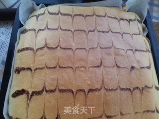 肉松蛋糕卷的做法步骤：9