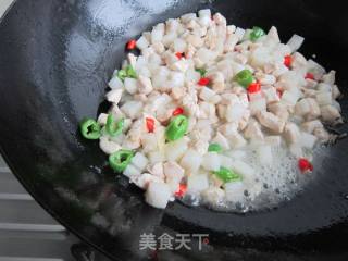 山药炒鸡丁的做法步骤：10
