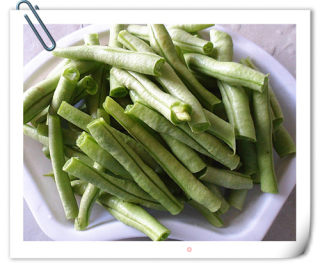 肉末架豆角的做法步骤：2