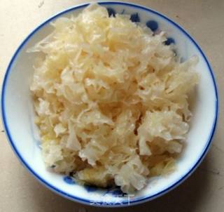 冬日暖粥 --- 银耳瑶柱鸡蓉粥的做法步骤：6