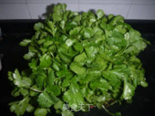 自制香菜粉的做法步骤：1