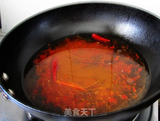 鸳鸯火锅的做法步骤：5