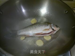 鲫鱼豆腐汤的做法步骤：4