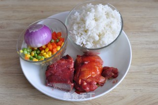 叉烧双拼炒饭的做法步骤：1
