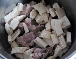 懒人招式 --- 高压锅蒸饭+粉葛扇骨汤的做法步骤：6